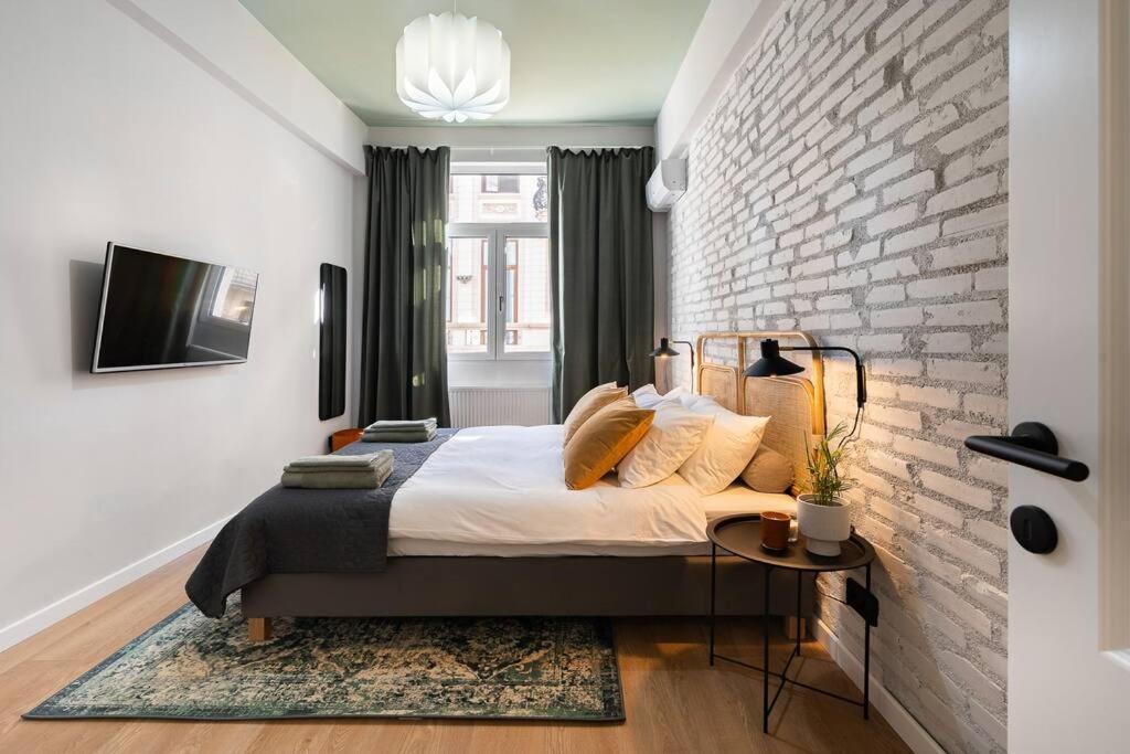 Old City Apartment - Self Check-In بوخارست المظهر الخارجي الصورة