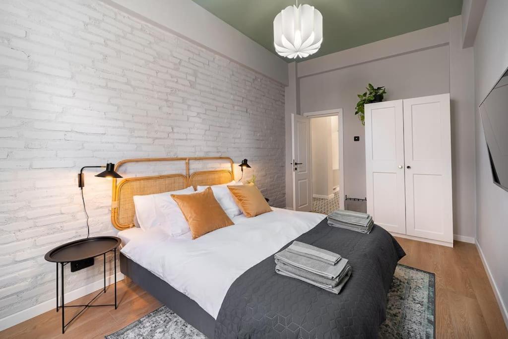 Old City Apartment - Self Check-In بوخارست المظهر الخارجي الصورة