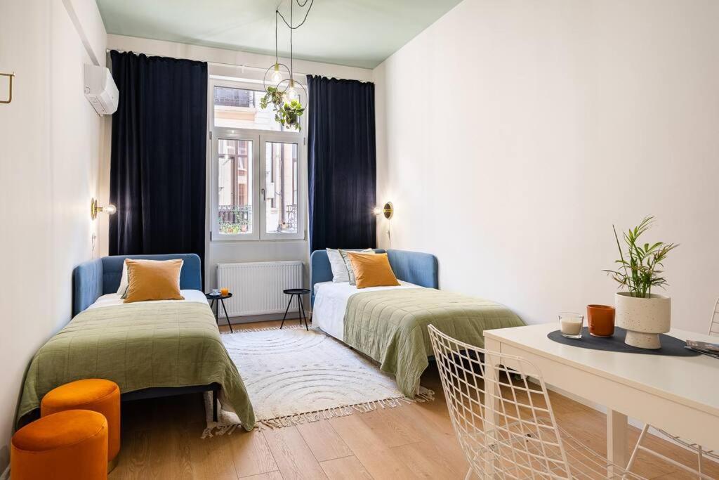 Old City Apartment - Self Check-In بوخارست المظهر الخارجي الصورة
