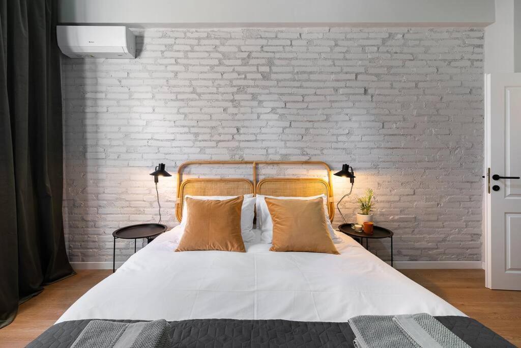Old City Apartment - Self Check-In بوخارست المظهر الخارجي الصورة
